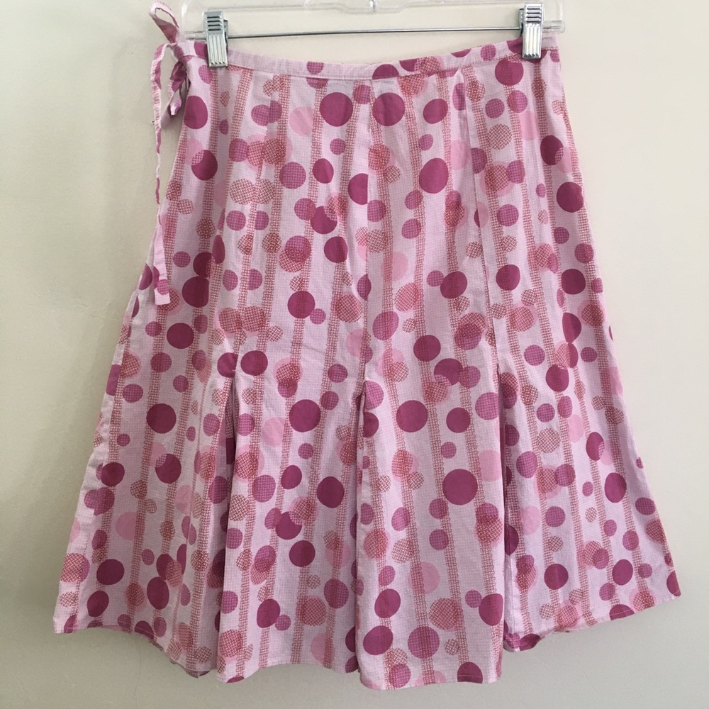 Polka dot pleated skirt